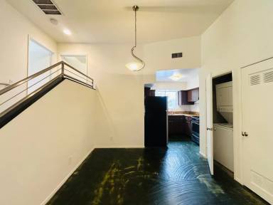 Main picture of 2339 Hyperion Ave