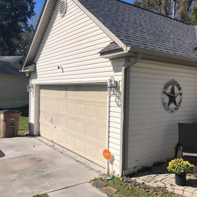 Main picture of 206 Hayden Pl