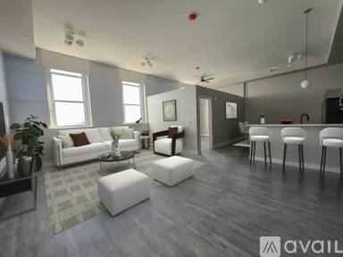 Main picture of 210 W 13th St