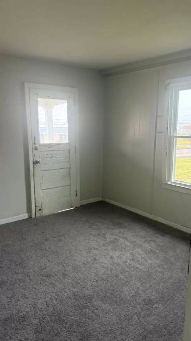 Main picture of 815 Darr Ave