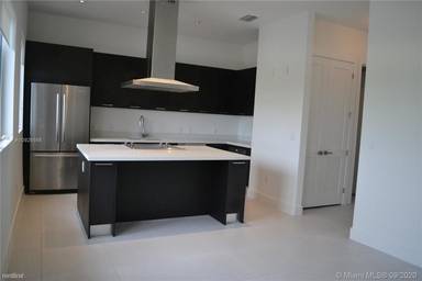 Main picture of 9113 NW 33rd St