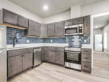 Main picture of 504 E Gray St