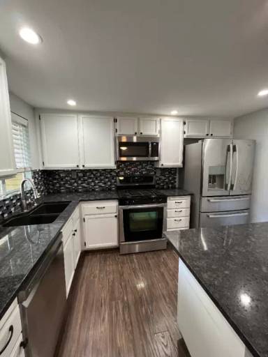 Main picture of 23478 Cambridge Rd