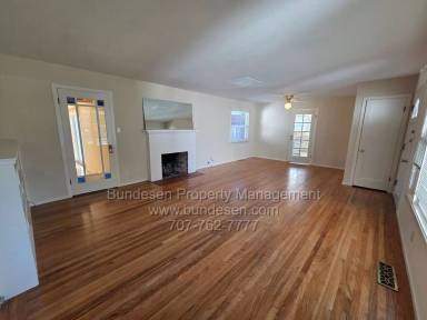 Main picture of 3150 Montgomery Dr