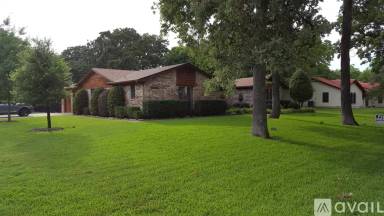 Main picture of 5100 Bransford Rd