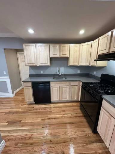Main picture of 95 Topliff St