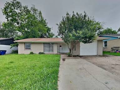 Main picture of 7207 Arborcrest Dr