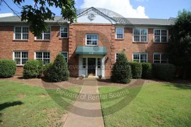 Main picture of 1112 Clifton Ln