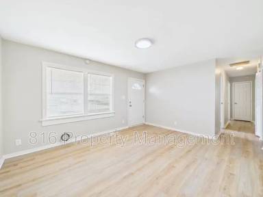 Main picture of 8704 E 92nd Ter