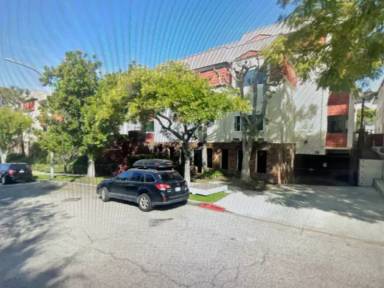 Main picture of 5651 Sumner Way