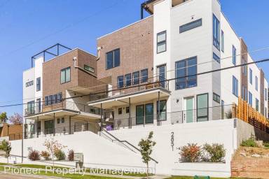 Main picture of 2851 W 23rd Ave