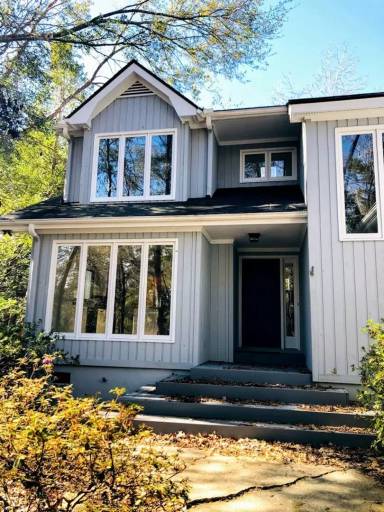 Main picture of 1016 Creekside Ln