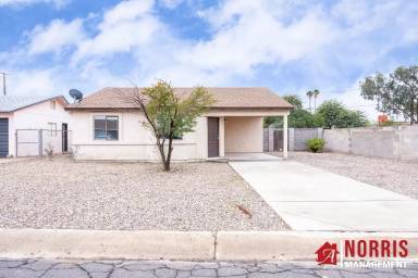 Main picture of 8943 W Coronado Dr