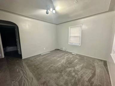 Main picture of 8133 Timken Ave