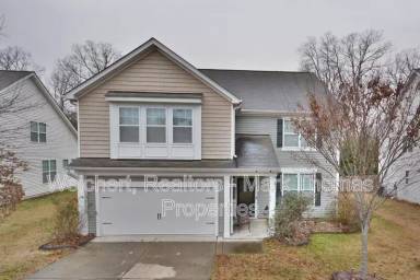 Main picture of 7 Moonbeam Ct