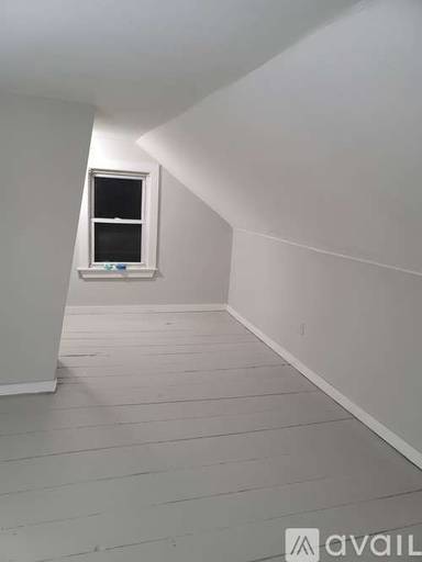 Main picture of 44 Franklin St