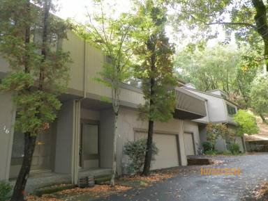 Main picture of 14 Arrowhead Ln