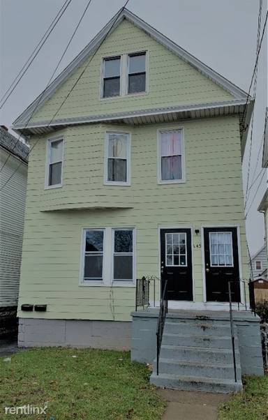 Main picture of 145 Trowbridge St
