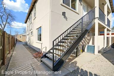 Main picture of 4200 35th St