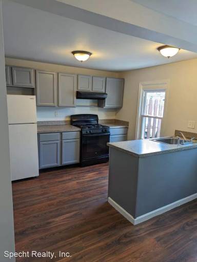 Main picture of 171 S Washington St