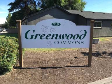 Main picture of 319 NW Greenwood Ave