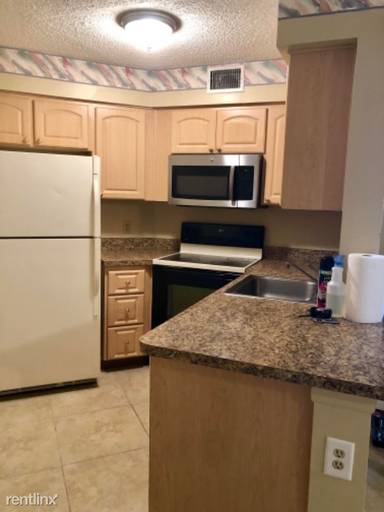 Main picture of 3885 Atrium Dr