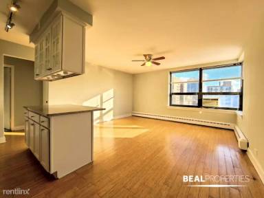 Main picture of Wellington Place Apartments