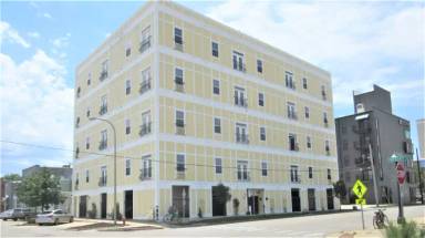 Main picture of 11 E Columbia Ave