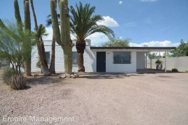 Main picture of 4801 S Calle Pilar