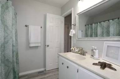 Main picture of 629 Sandalwood Dr