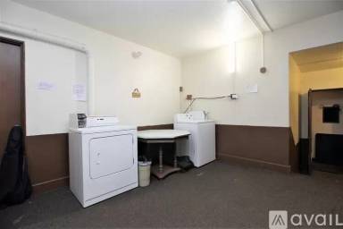Main picture of 213 W Walnut St