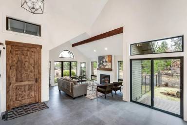 Main picture of 20397 Pine Vista Dr