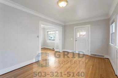 Main picture of 5622 SE 52nd Ave