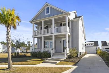 Main picture of 3637 Woodend Way