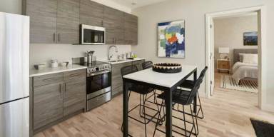 Main picture of 165 Avenue F