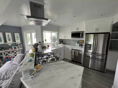 Main picture of 4763 Lamont St
