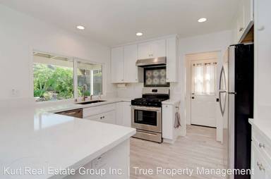 Main picture of 24131 Birdrock Dr