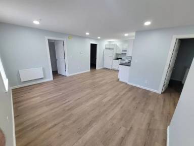 Main picture of 34 Temple St
