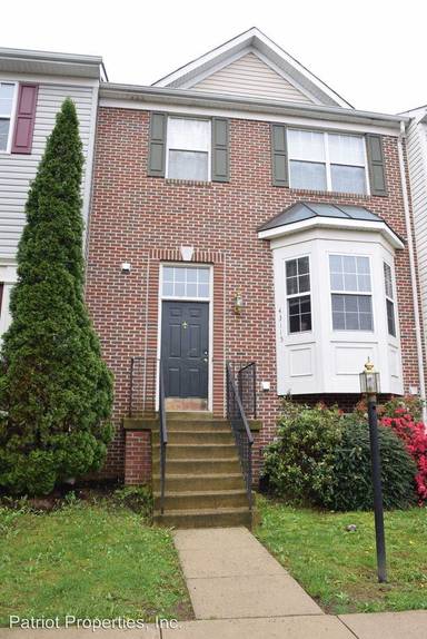 Main picture of 43115 Candlewick Sq