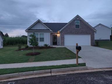 Main picture of 109-37 W Lexington Ave