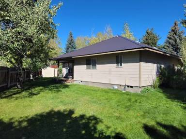 Main picture of 1241 Creekside Dr