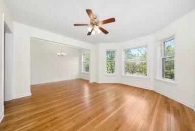 Main picture of 3047 W Logan Blvd