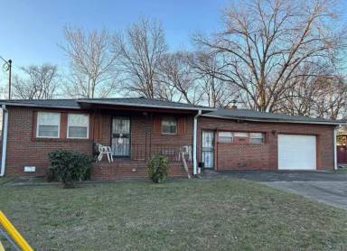 Main picture of 4812 Jefferson Ave SW