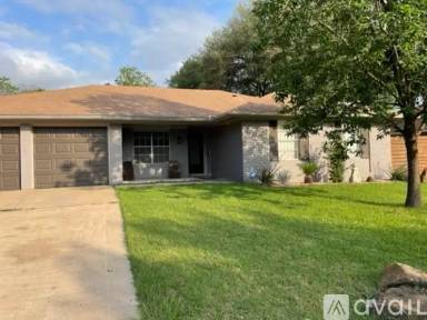 Main picture of 5905 Burnhill Dr