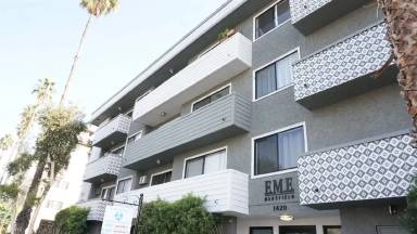 Main picture of 1420 N Mansfield Ave