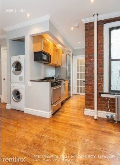 Main picture of 416 E 13th St