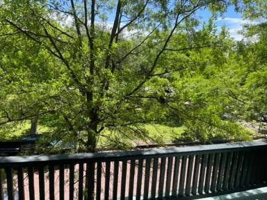 Main picture of 901 Greenway Ct