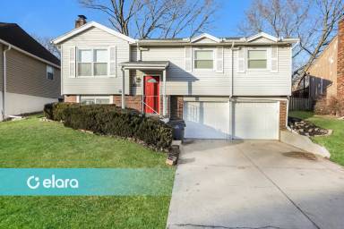Main picture of 16500 W 125th St