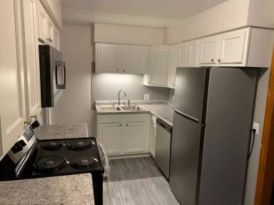 Main picture of 3131 Ravenwood Blvd