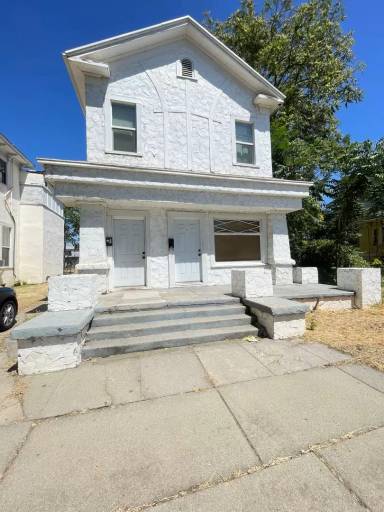 Main picture of 319 B St